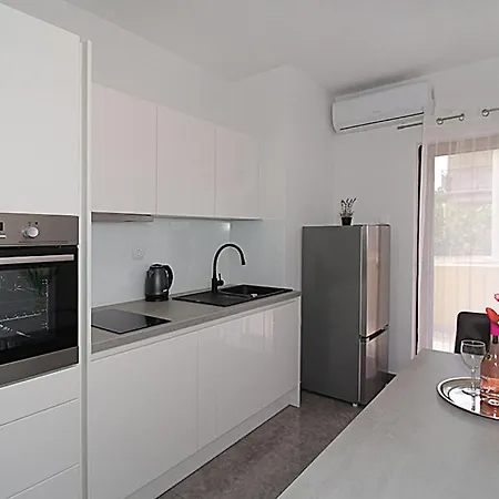 Apartman Angelo *